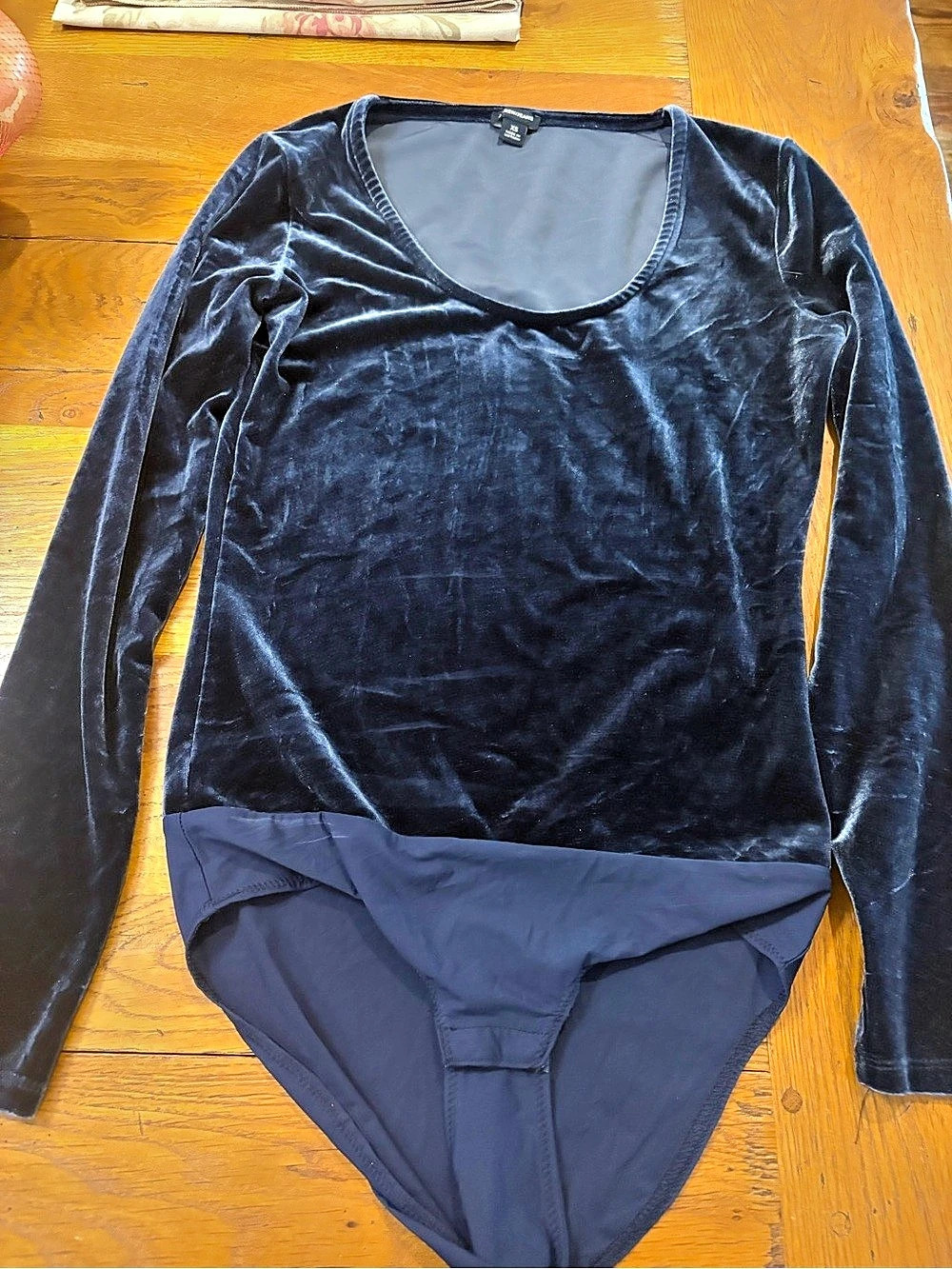 J.Crew Velvet Long Sleeve Scoop Neck Bodysuit beautiful Navy , XS